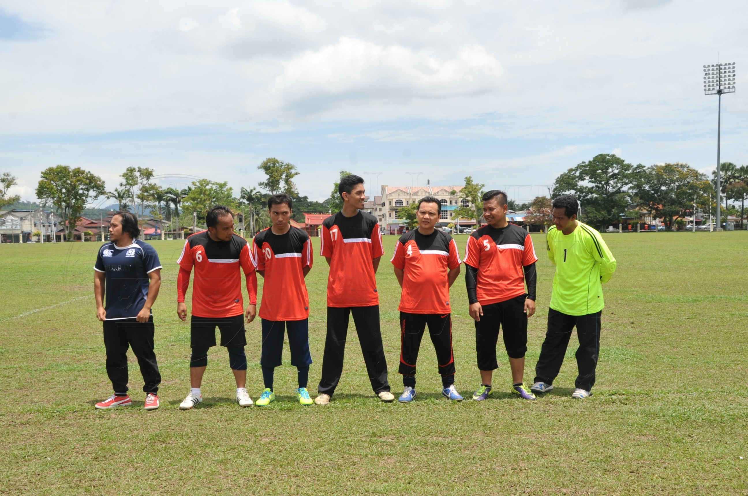 PRO 15 53 KIESTA HAS 6437